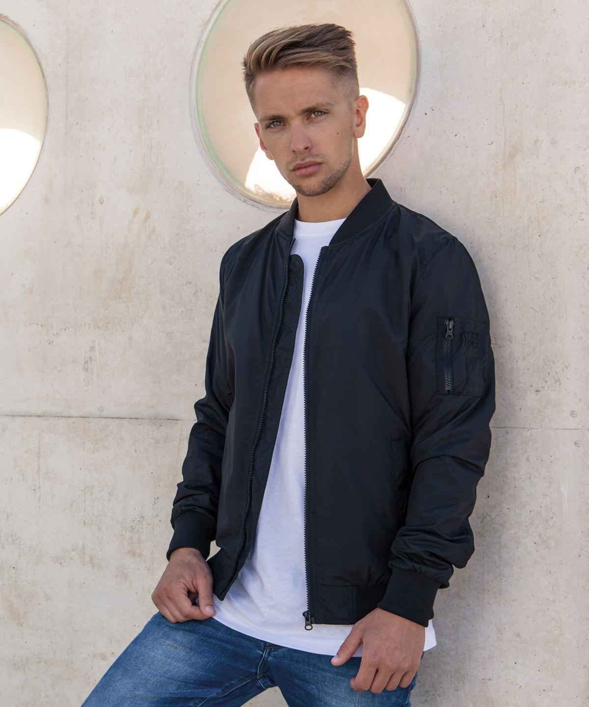 Light bomber jacket