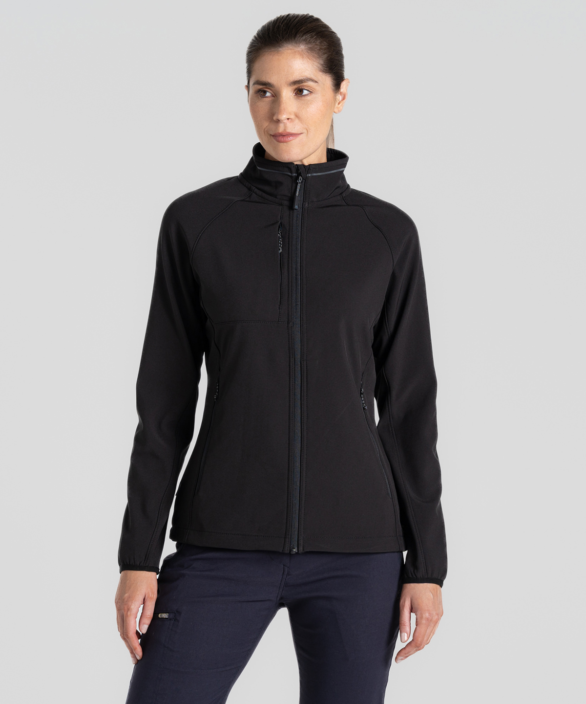 Expert women’s basecamp softshell jacket
