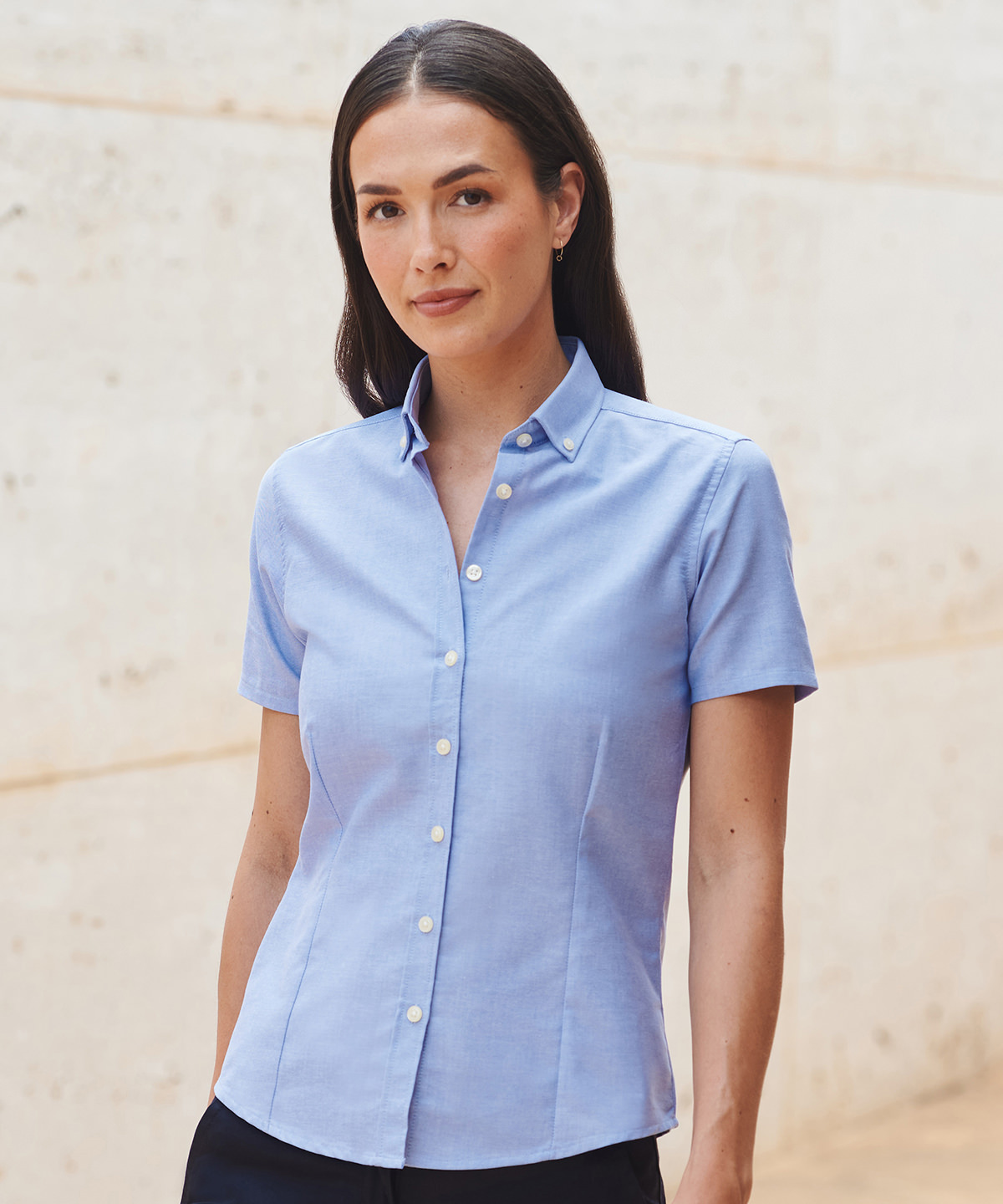 Women's modern short sleeve oxford shirt
