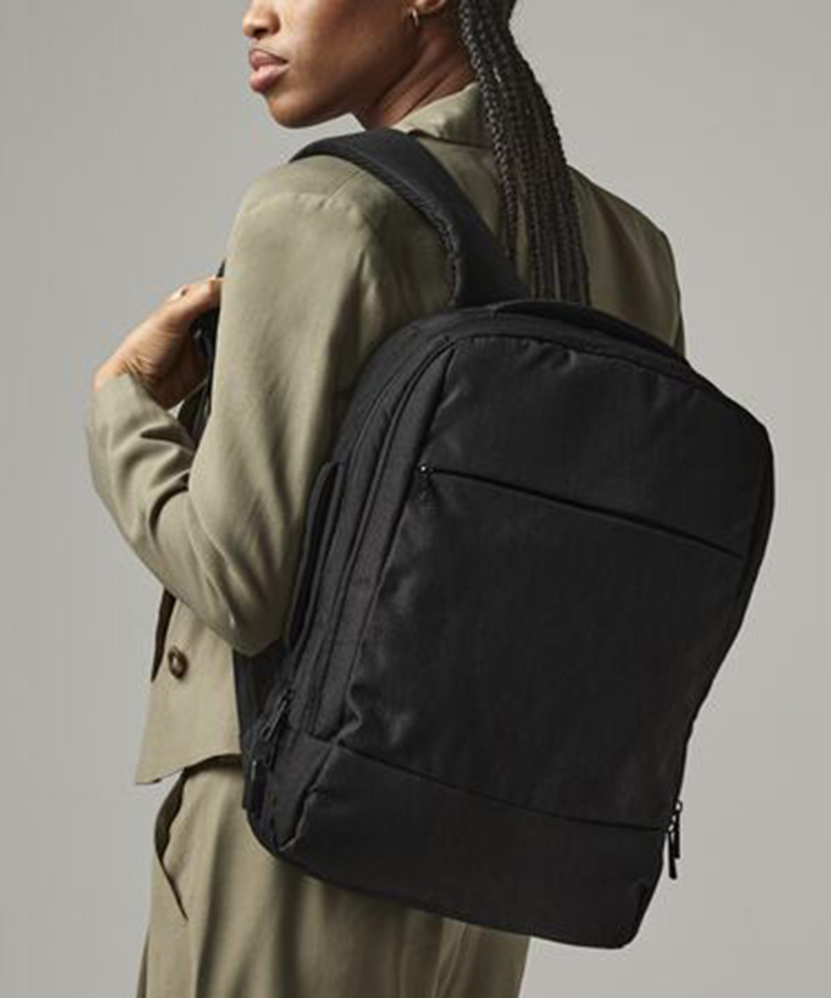 Q-tech charge convertible backpack