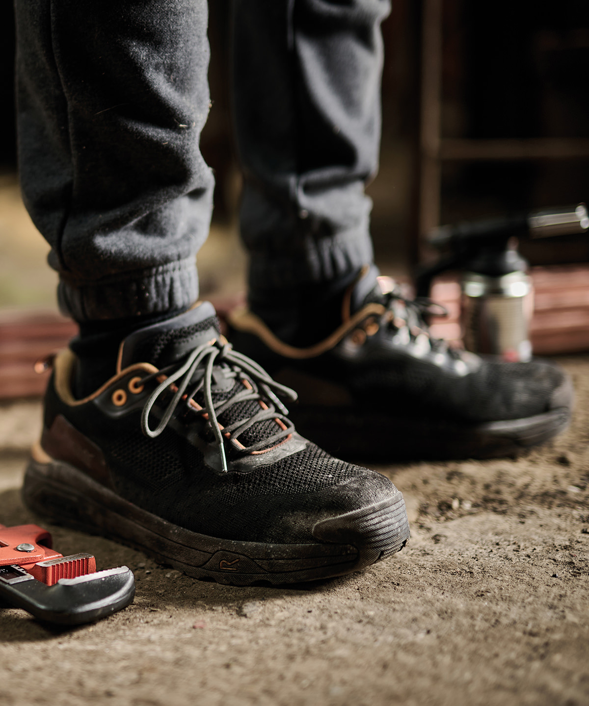 Crossfort s1 x-over metal-free safety trainers